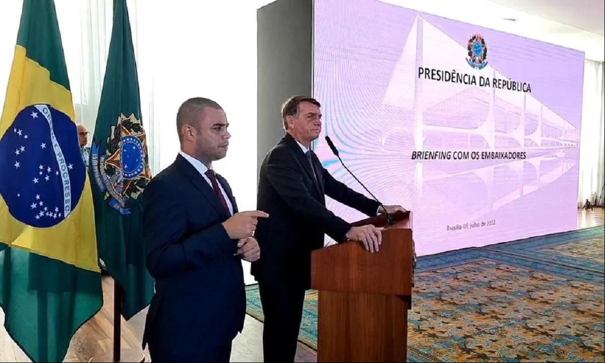 A reunião de Bolsonaro com embaixadores, agora alvo do TSE, foi realizada em 18 de julho de 2022 A reunião de Bolsonaro com embaixadores, agora alvo do TSE, foi realizada em 18 de julho de 2022