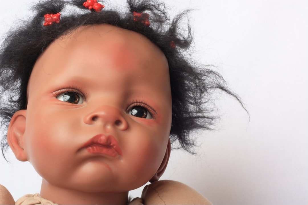 Bebê reborn não chega e cliente garante R$ 1.500 de indenização