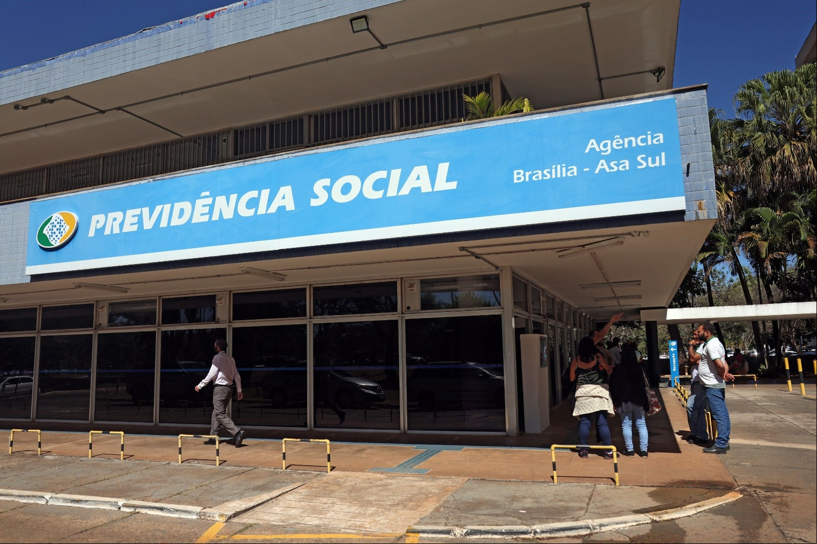 A maior parte da fila do INSS se refere a benefícios por incapacidade (48%), seguidos pelos assistenciais (24%) e aposentadorias (17%)
