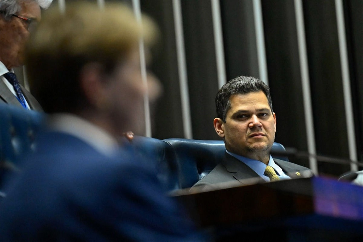 O presidente Davi Alcolumbre (União Brasil-AP) negou, nesta quinta-feira, a instalação da MI do INSS no dia 27 de maio 