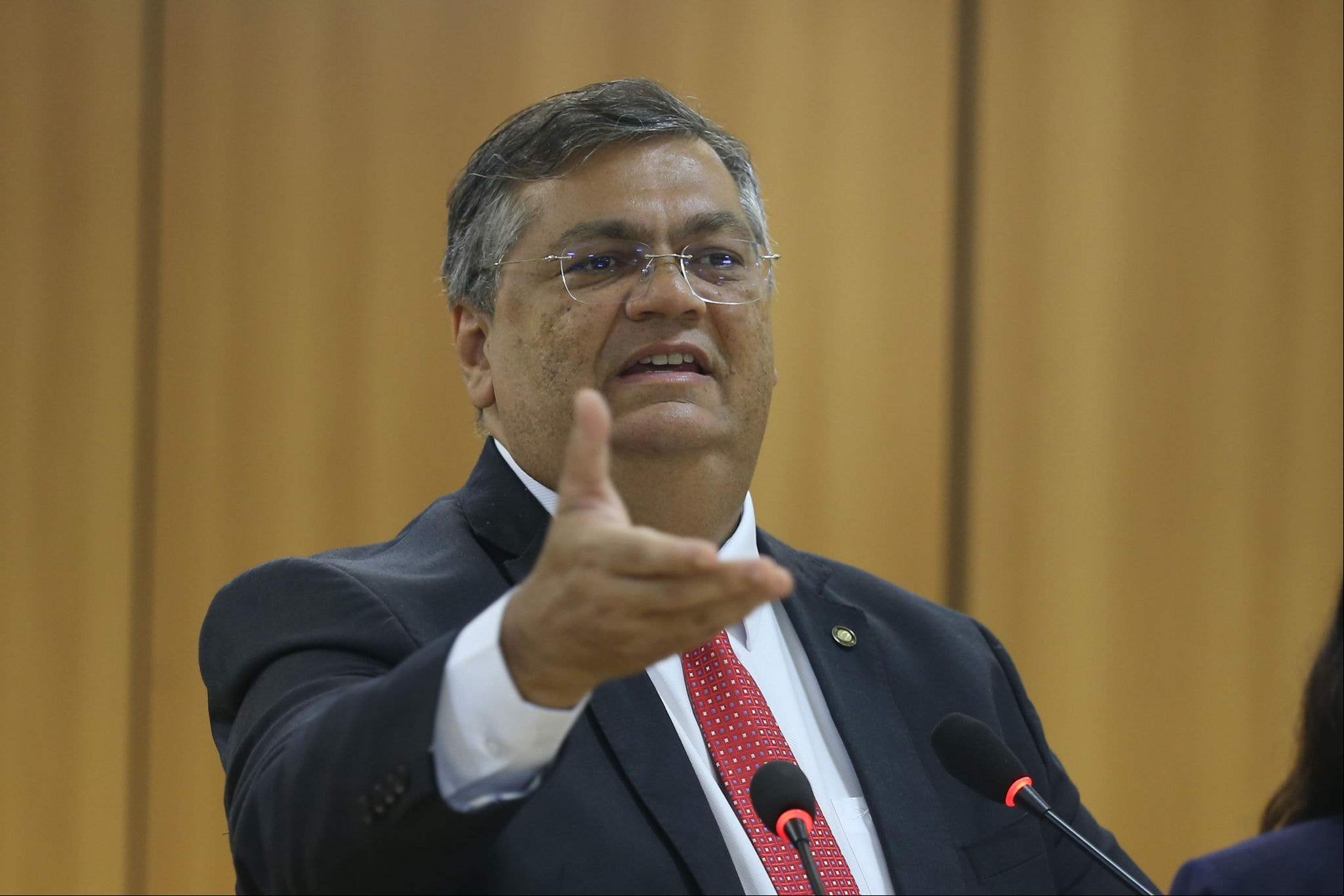 Ministro do STF Flávio Dino suspendeu liberação das chamadas emendas Pix