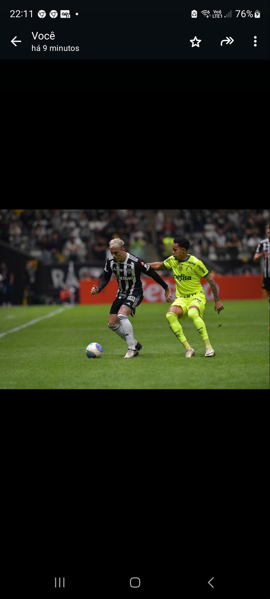 Atlético x Palmeiras Saraiva durante disputa de bola com jogador do Palmeiras, na Arena MRV