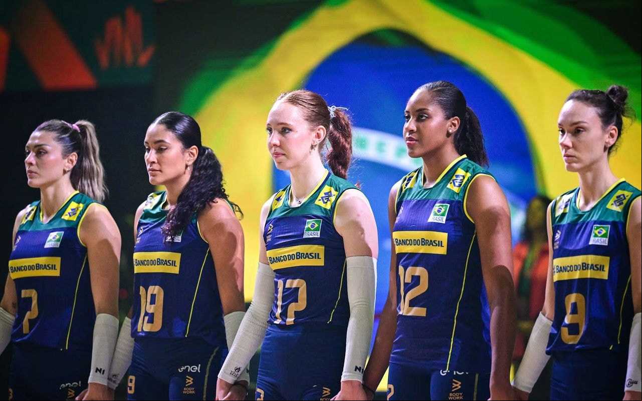 Brasil estreia nesta quarta-feira (4) na VNL (Foto: Volleyball World)