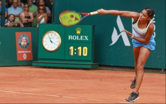 Paulistana de 15 anos garantiu sua vaga nesta sexta-feira (30) ao ar pelo qualificatório (Foto: Marcello Zambrana)