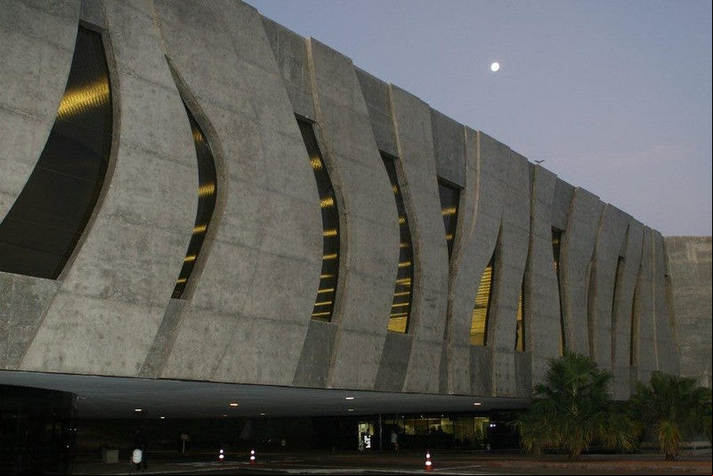 Composto de 33 ministros, o STJ tem hoje duas vagas abertas por aposentadorias de magistrados; saiba quem está nas listas tríplices