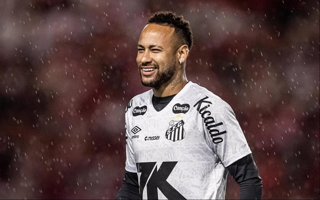 Neymar retorna ao Santos no duelo diante do CRB pelo jogo de volta da Copa do Brasil depois de cinco semanas. (Foto: Divulgação/ Santos FC)