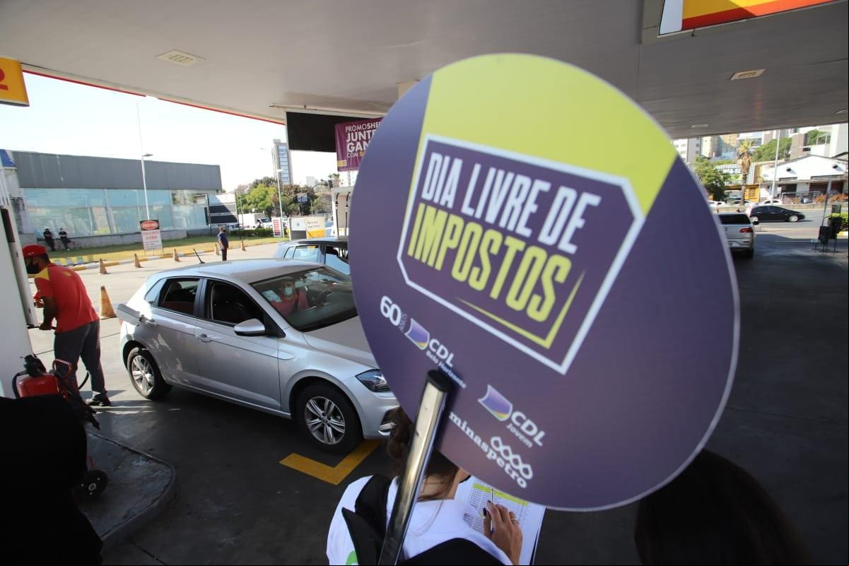 Postos de gasolina também vão ofertar combustível sem imposto