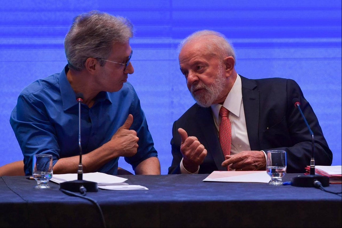 Os governos Romeu Zema (Novo) e Luiz Inácio Lula da Silva (PT) tentavam uma conciliação ao menos desde o último mês de maio para a retomada do pagamento da dívida de cerca de R$ 165 bilhões de Minas Gerais com a União