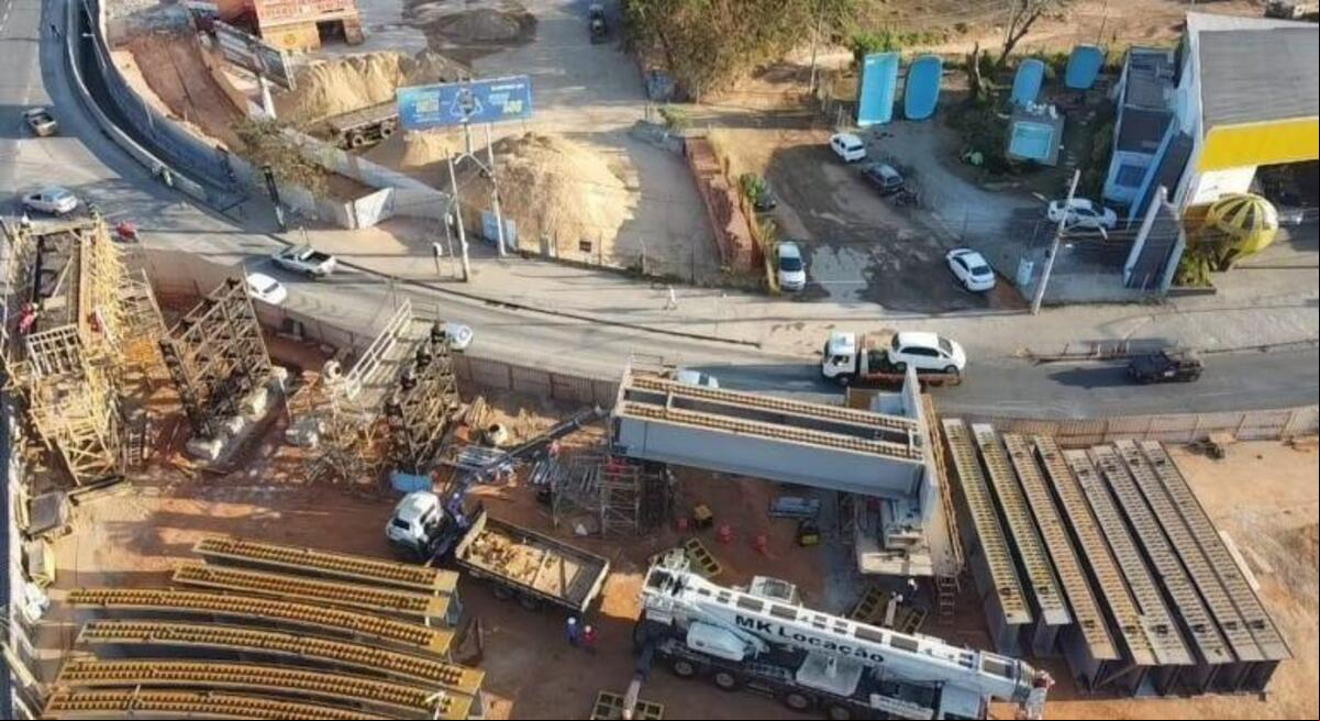 Em setembro do ano ado, a PBH iniciou as obras de implantação de viaduto na interseção da Avenida Cristiano Machado com Avenida Saramenha
